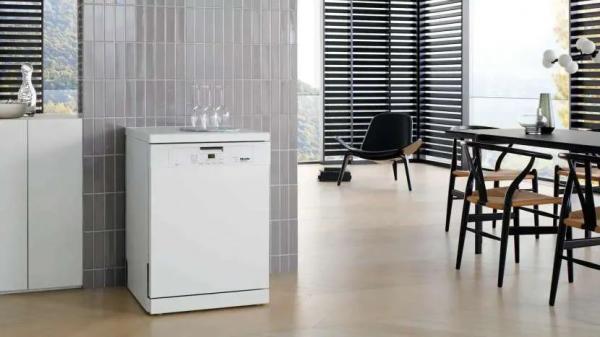 Установка посудомоечной машины Bosch: как выполнить ее своими руками Установка посудомоечной машины Bosch: как выполнить ее своими руками