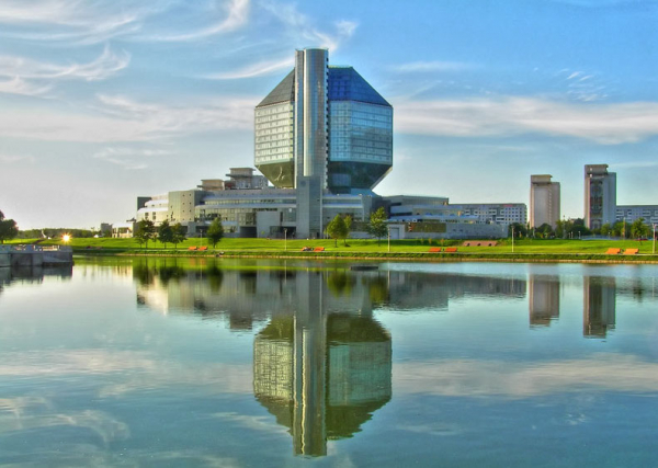 Фантастические здания и где они «обитают»: 12 необычных строений мира Фантастические здания и где они «обитают»: 12 необычных строений мира