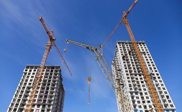 Застройщики не торопятся снижать цены, ожидая лучших времен