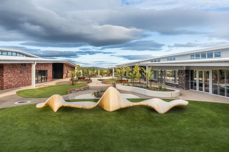 Брайтонская средняя школа в городе Баттери Пойнт, Австралия