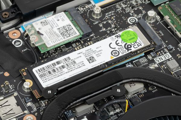 Обзор игрового ноутбука MSI Titan 18 HX AI A2XWJG-076RU с Intel Core Ultra 9 и Nvidia GeForce RTX 5090 Laptop