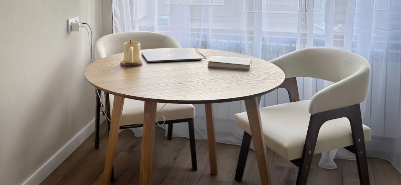 Как я сделала ремонт в хрущевке с проход­ной комнатой за 1,8 млн рублей: фото до ​и после